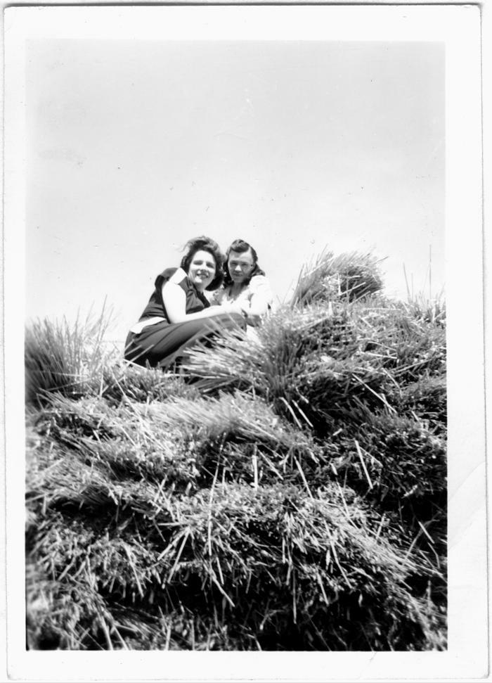 Sophie & Veronica