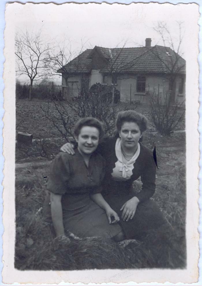 Helena & Sophie