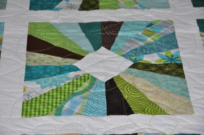 Close-up shot of one of the blocks in the Dresden Square 0102 quilt.