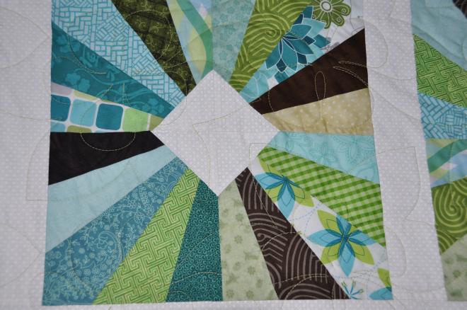Close-up shot of another one of the blocks in the Dresden Square 0102 quilt.